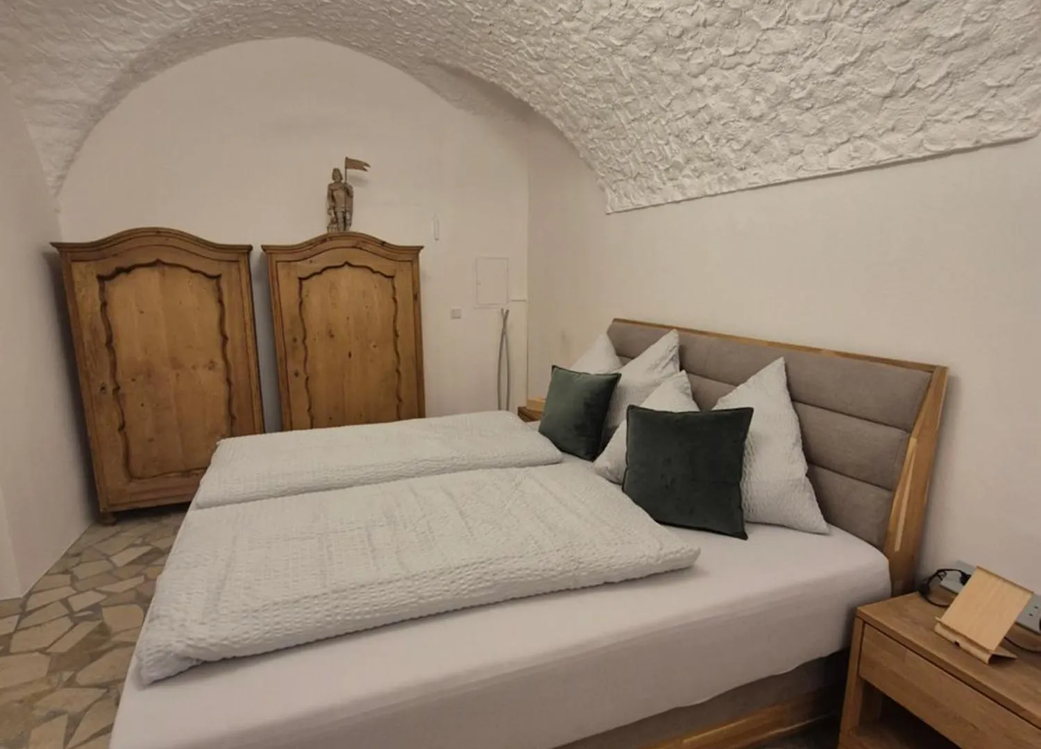 Apartment Charmantes Brauerei-Altstadtgewoelbe Laufen Germany